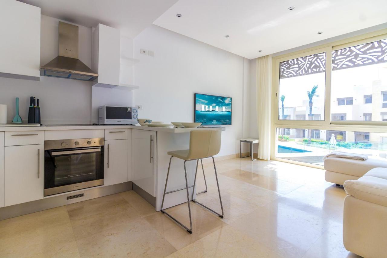Ollystays Mangroovy Seaview 1Br Beach And Pool Free Access Hurghada Exterior foto